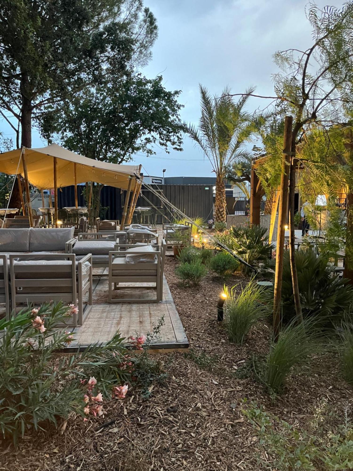 Hotel Le Relais Des Brasseurs - Aubagne